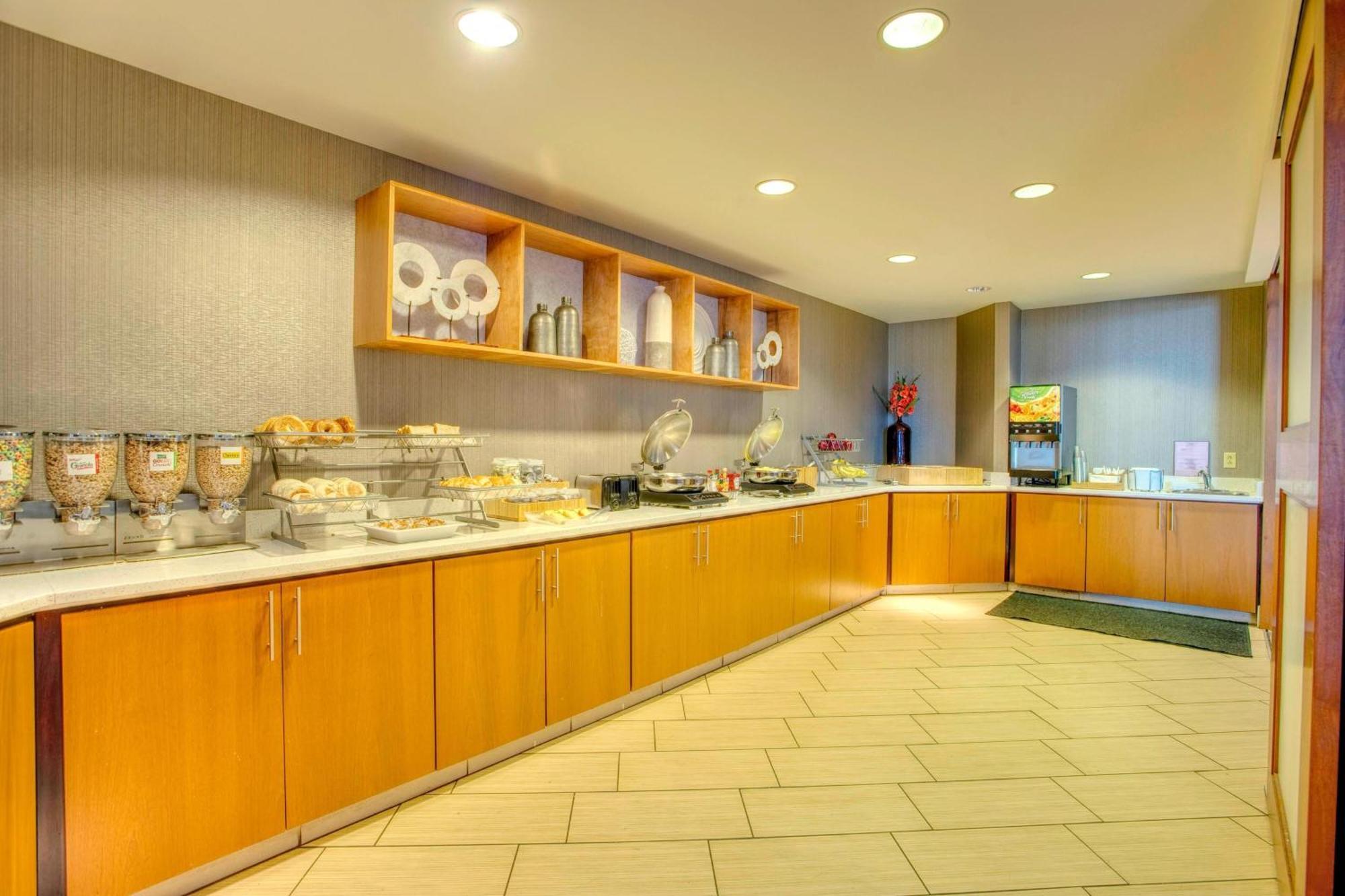 Springhill Suites By Marriott Lawrence Downtown Exteriör bild