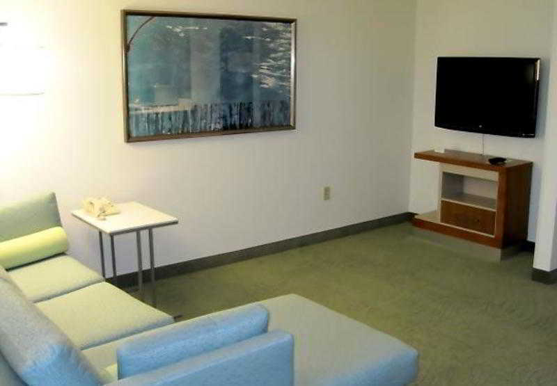 Springhill Suites By Marriott Lawrence Downtown Exteriör bild